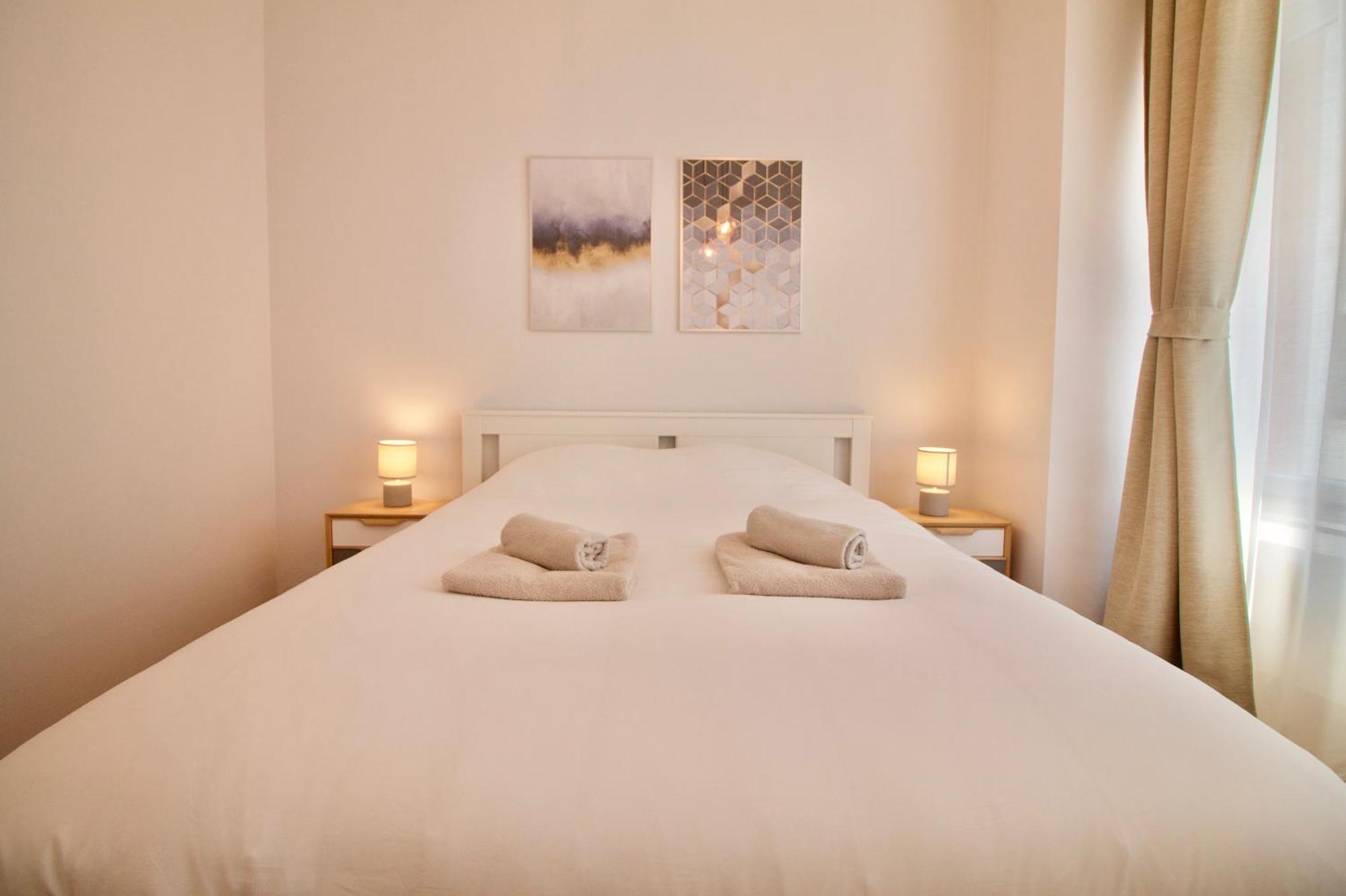 Heart Of Grand Place - Stunning 3Br Triplex Brüssel Exterior foto
