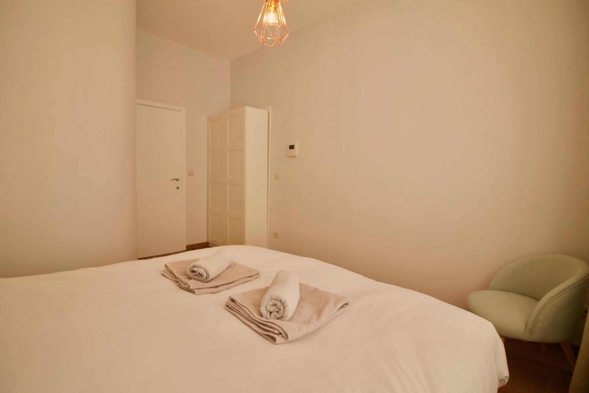 Heart Of Grand Place - Stunning 3Br Triplex Brüssel Exterior foto