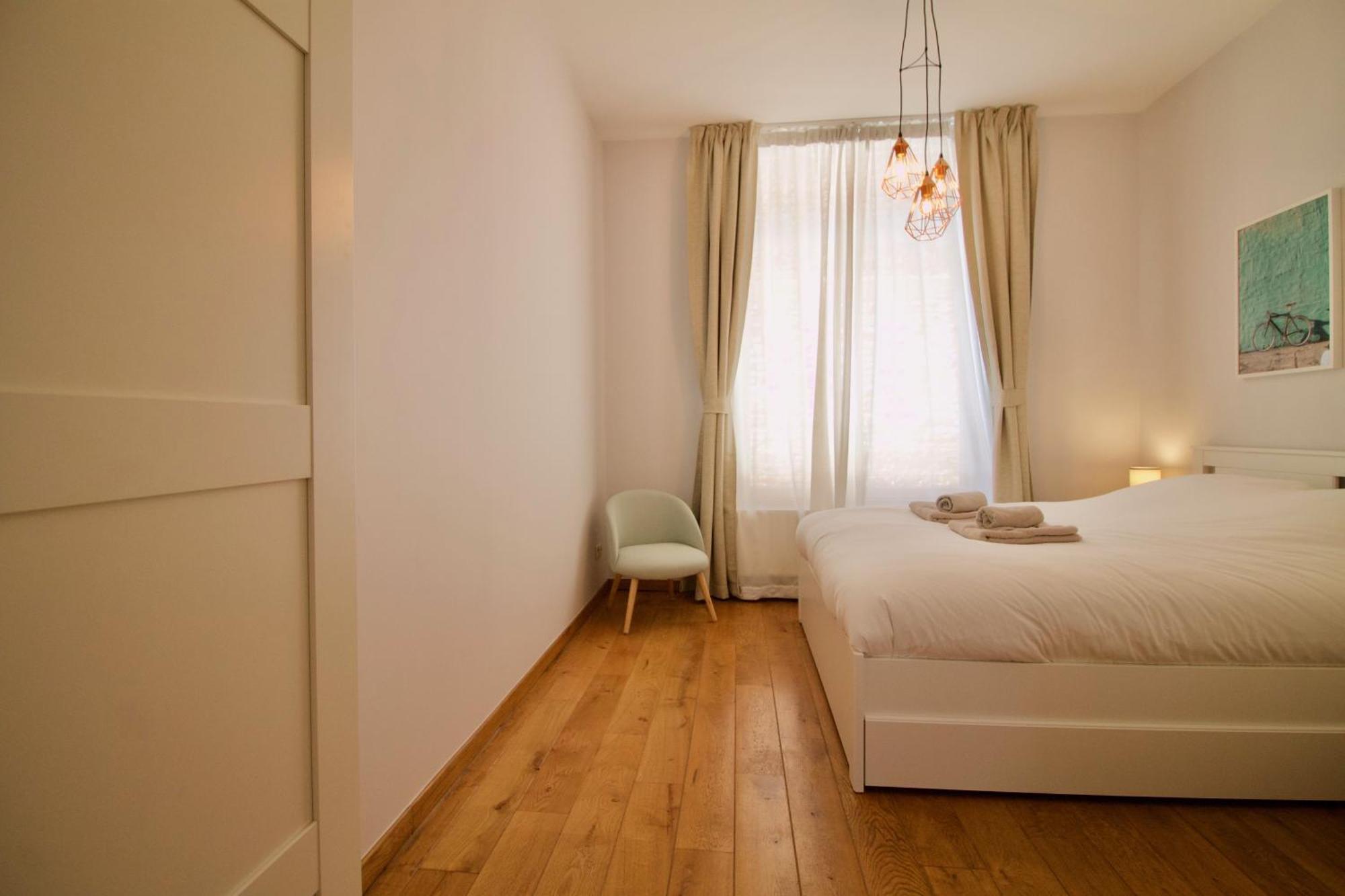 Heart Of Grand Place - Stunning 3Br Triplex Brüssel Exterior foto